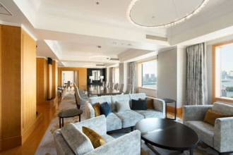 画像：Royal Suite Executive Meeting