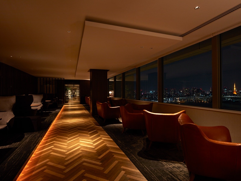 The Bar & Lounge