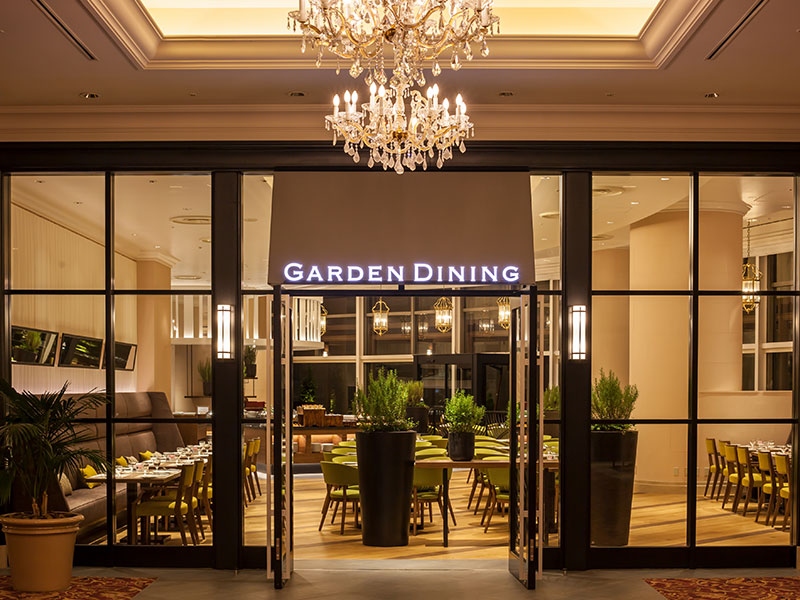 GARDEN DINING