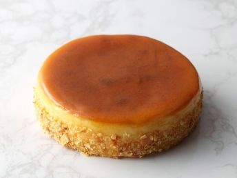 チーズケーキ（ホール）