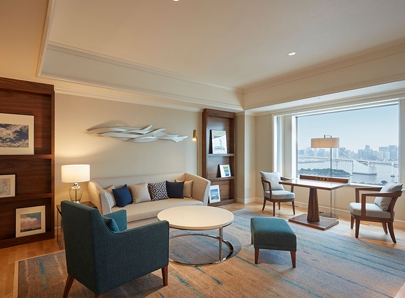 디럭스 스위트 거실 (주간)