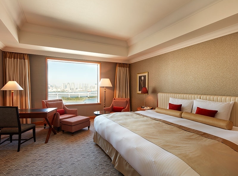 Luxury Grand King (daytime)