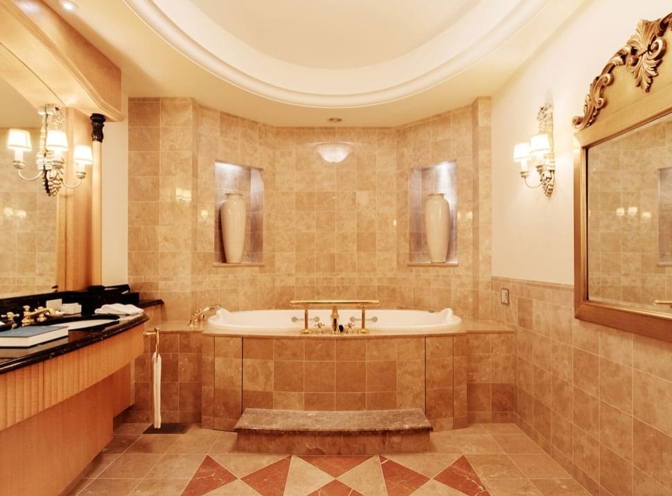 Royal Suite Bathroom