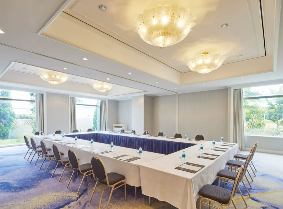 작은 연회장 Pensée