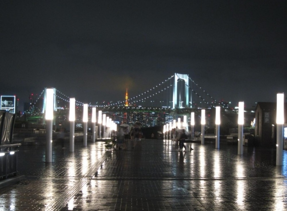 雨のお台場