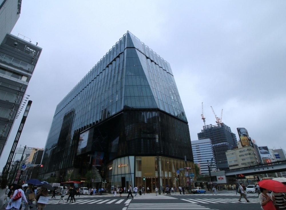 東急プラザ銀座　キリコラウンジ