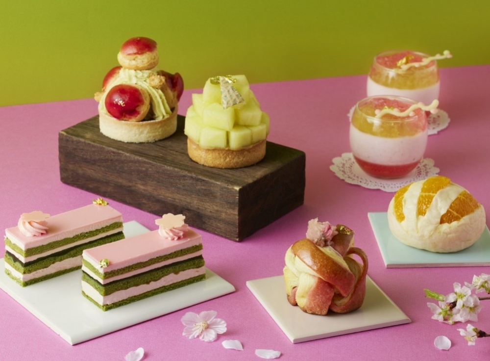 【Bakery & Pastry Shop】春のスイーツ&パン