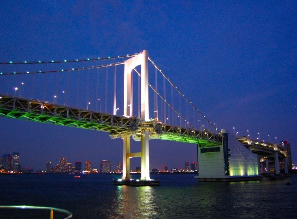 船で楽しむ東京湾クルーズ