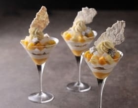 The Bar ＆ Lounge「大人のトロピカルパフェ」