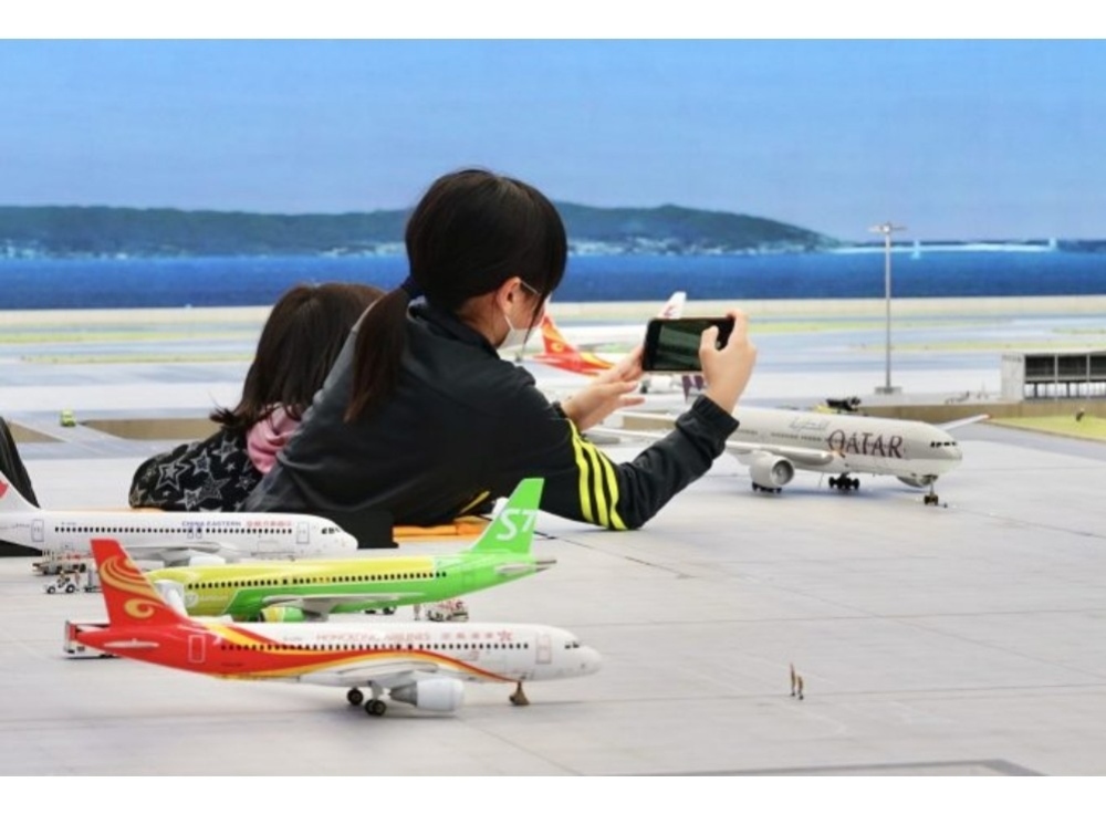 スモールワールズ（SMALL WORLDS）