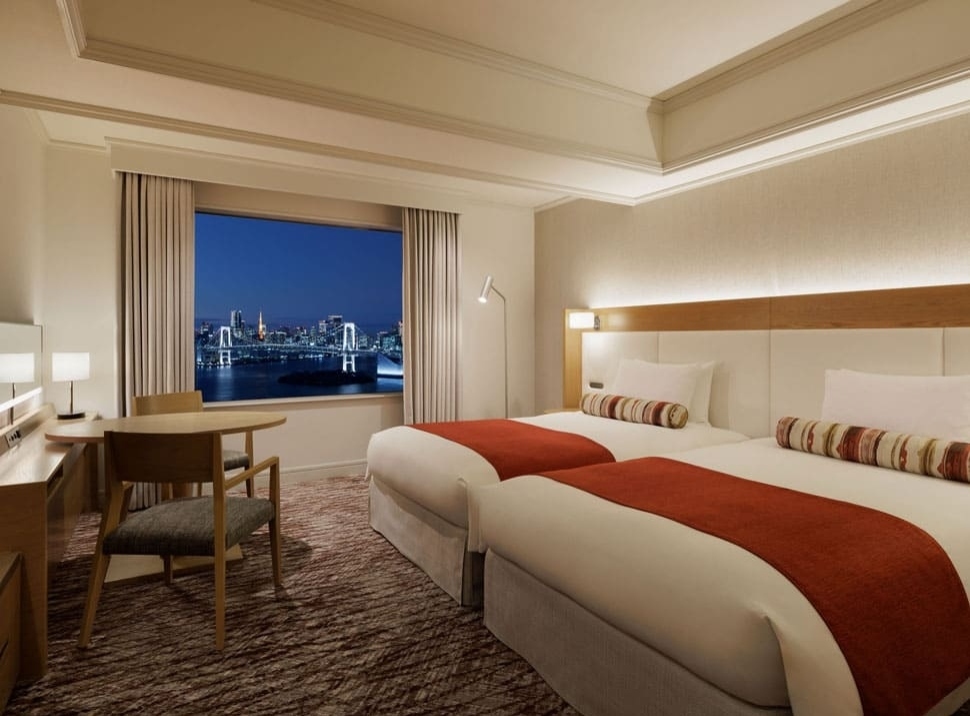 高級雙床彩虹橋邊（夜）