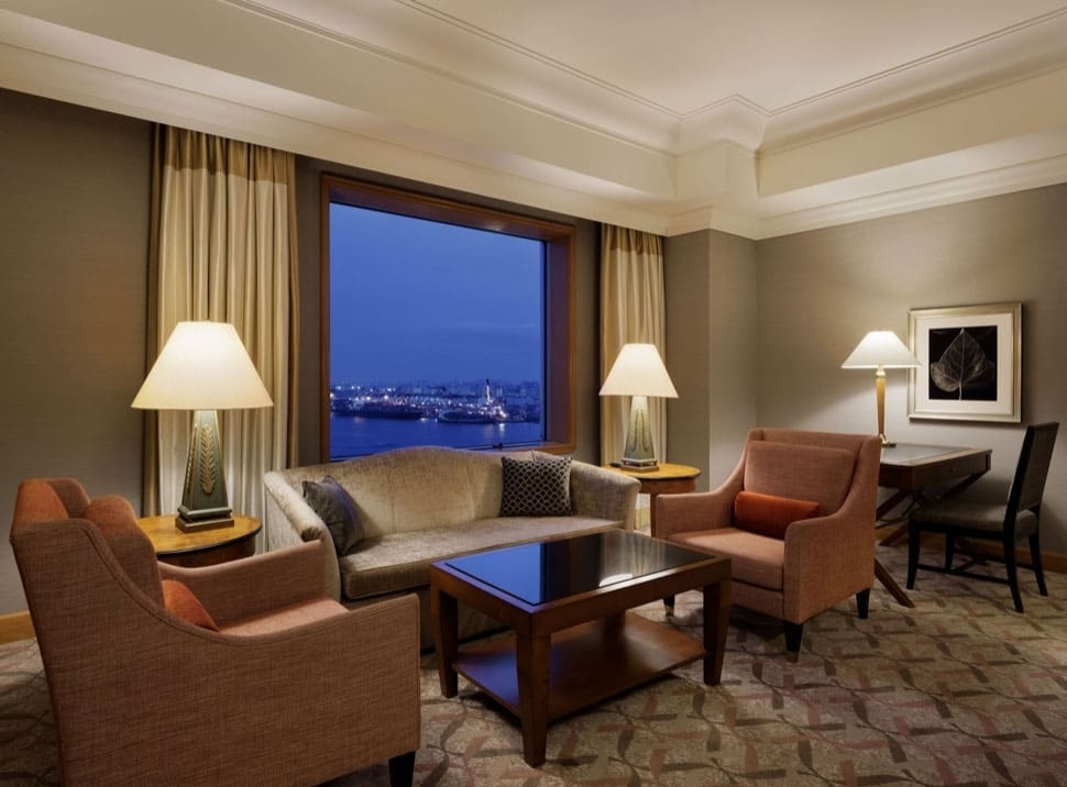 코너 스위트 거실(야간)