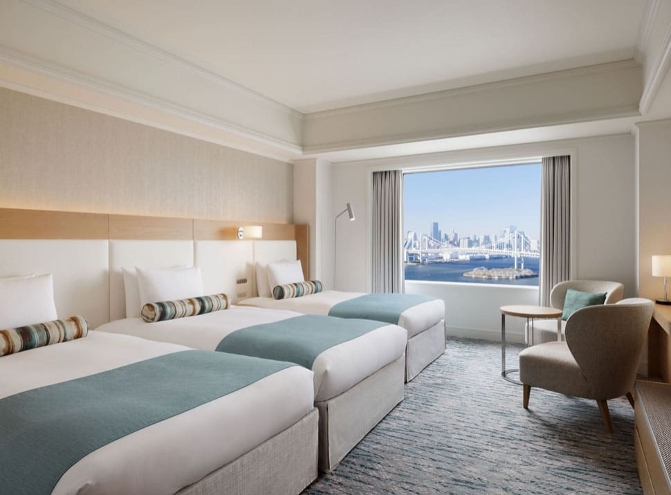 디럭스 트리플 레인보우 브리지사이드 (주간)