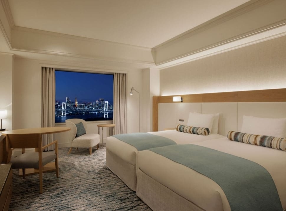 디럭스 트윈 레인보우 브리지사이드(야간)