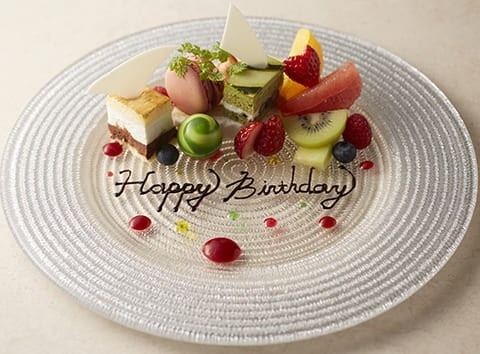 「GARDEN DINING」｜カジュアルに楽しむリゾートブッフェ