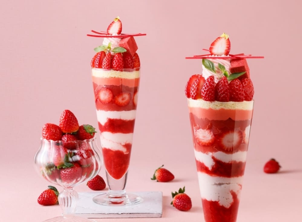 【2026年最新】東京のデパート＆ホテルで楽しむ、注目のいちごフェアガイド