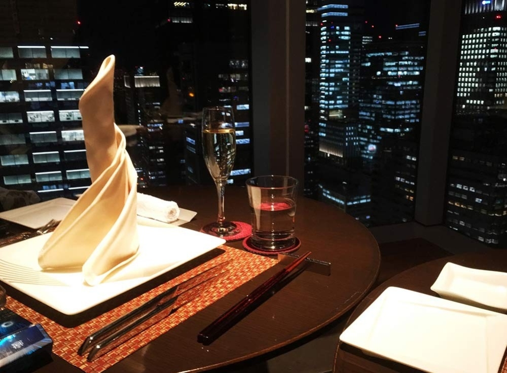 【記念日×レストラン】女性が選ぶ！東京で記念日に行きたい夜景レストラン10選