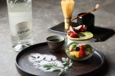 The Bar & Lounge「春の贅沢味覚パフェ」