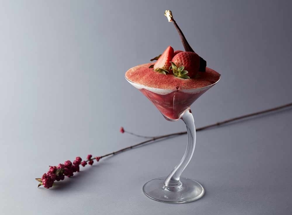 夜の締めくくりに「天空の締めパフェ」