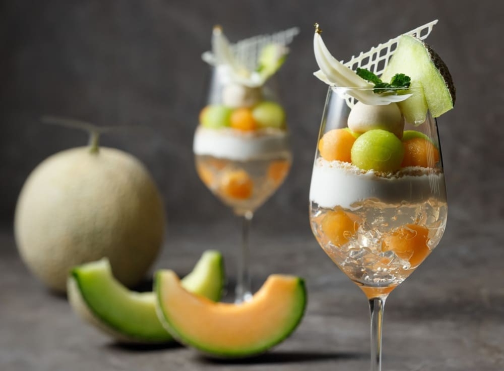 The Bar & Lounge「2種メロンとジン香る 初夏の締めパフェ」