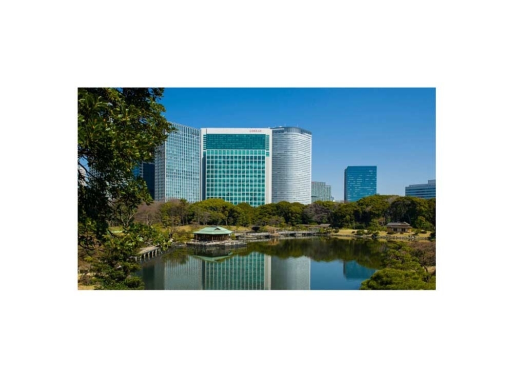 コンラッド東京（汐留）｜水辺の絶景と開放感に包まれるラグジュアリーステイ