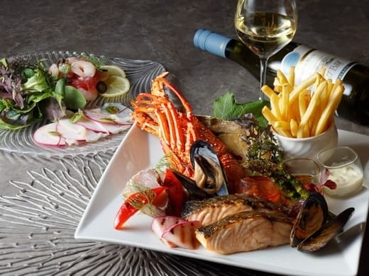 【Seafood Platter Selection】　～夏の限定メニュー！シーフードグリル盛り合わせ～