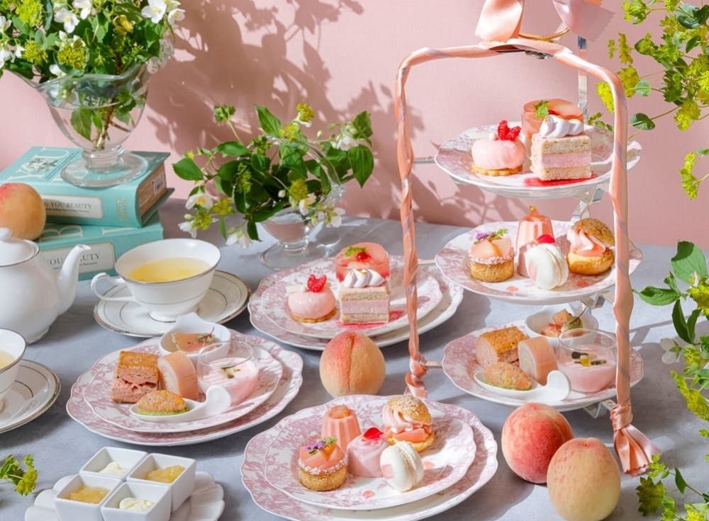 The Lobby Cafe「ピーチアフタヌーンティー ～桃色の幸せ～」