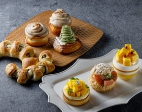 Bakery & Pastry Shop「夏のスイーツ&パン」