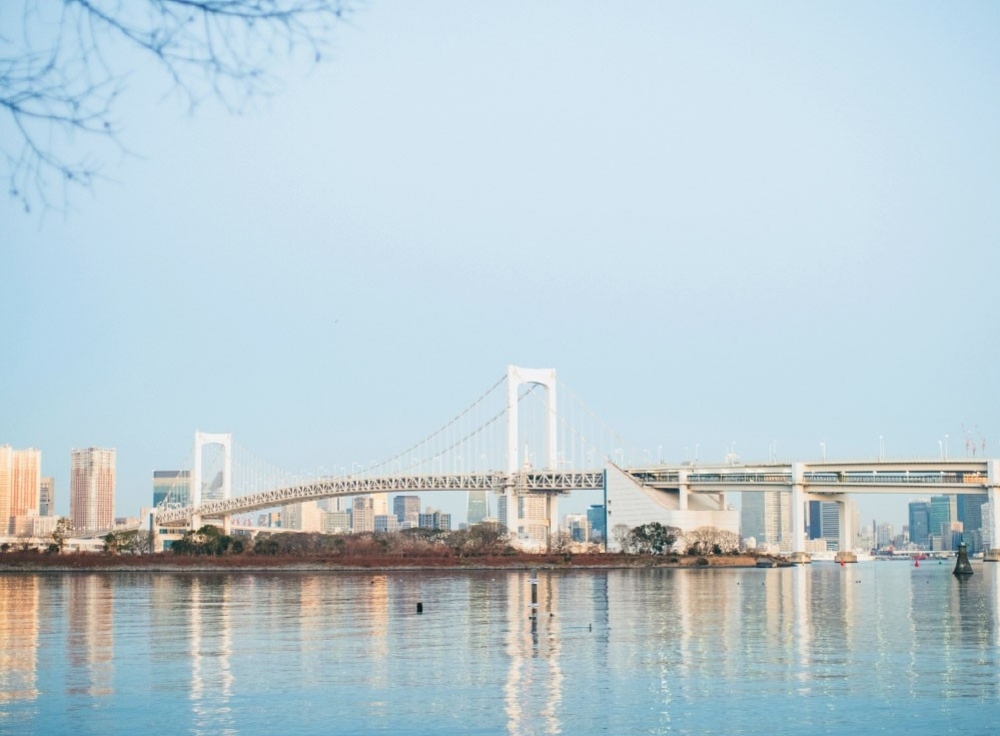 翌朝7:00｜朝の東京湾を眺めながら一日をスタート