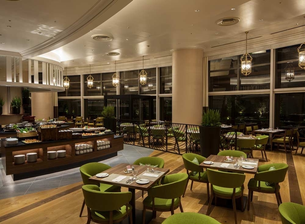 GARDEN DINING