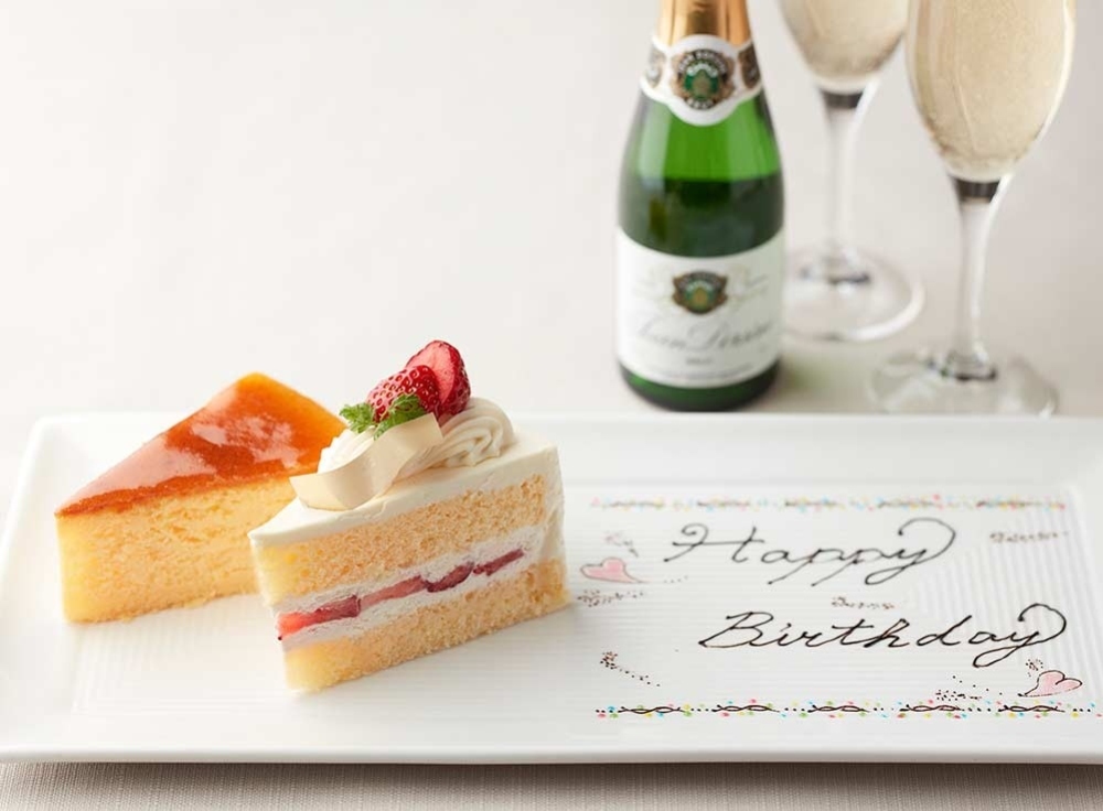誕生日｜ケーキやプレゼントでサプライズを