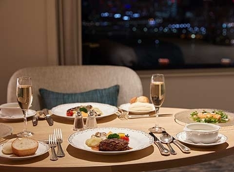 グランドニッコー東京 台場｜東京湾の景色とディナーを楽しむ記念日ステイ