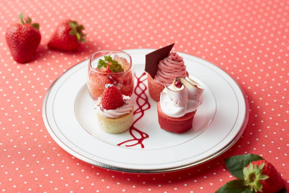 レッドローズ アフタヌーンティーセット(中段)