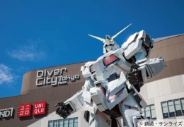 Unicorn Gundam Statue