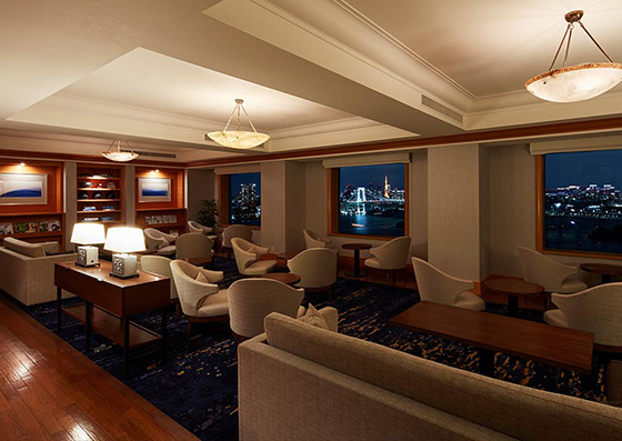 Free access to View Lounge on 27th, the lounge on the 27th floor