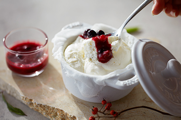 The pâtissier's specialty - sweets unique to the season