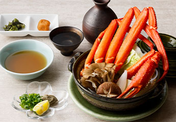 TTriangle Tanner Crab sukiyaki pot Sanshoraku Junmai Daiginjo (90ml) Set