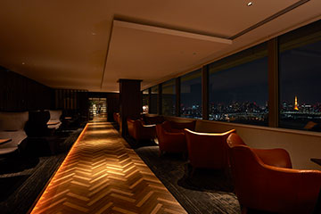 都心の夜景を一望できるラグジュアリーな空間