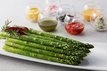 旬の野菜など、こだわりの素材で大地の恵みを堪能