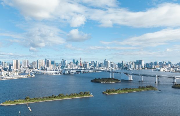 空と海が輝く東京の贅沢な眺望