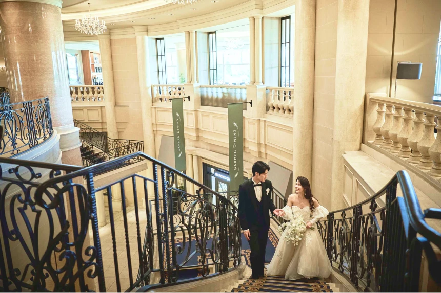 写真：エントランス & ロビー