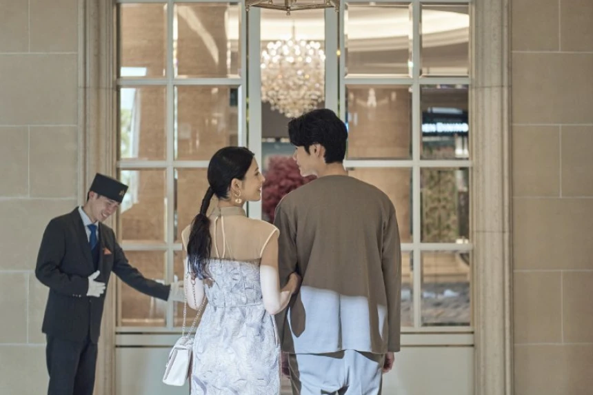 写真：婚礼予定のカップル様