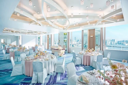 写真：露宴会場 光